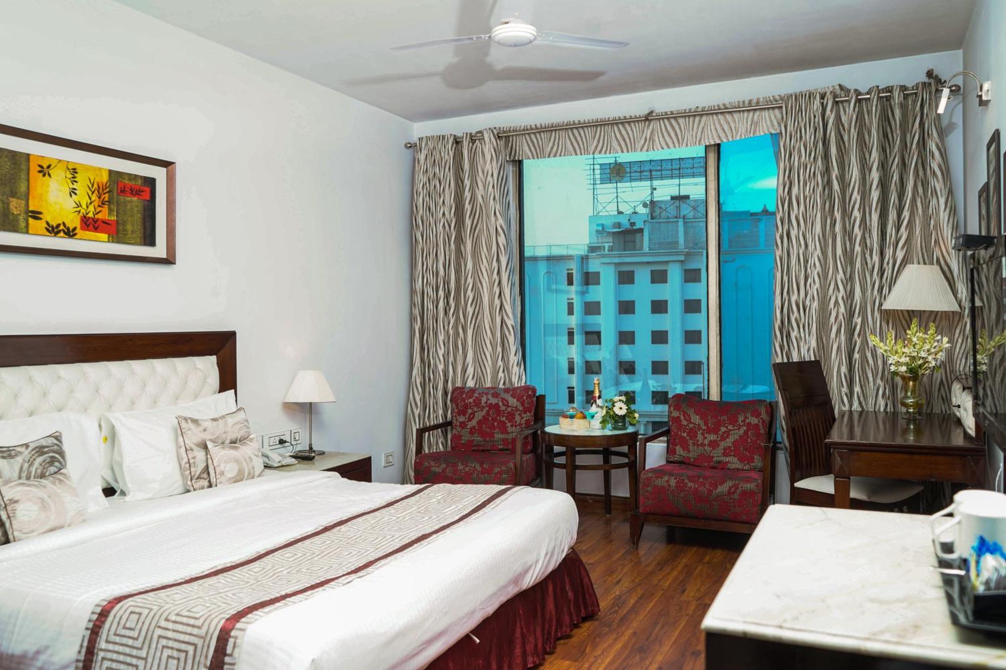 Treehouse Queens Pearl Gurgaon Exterior foto